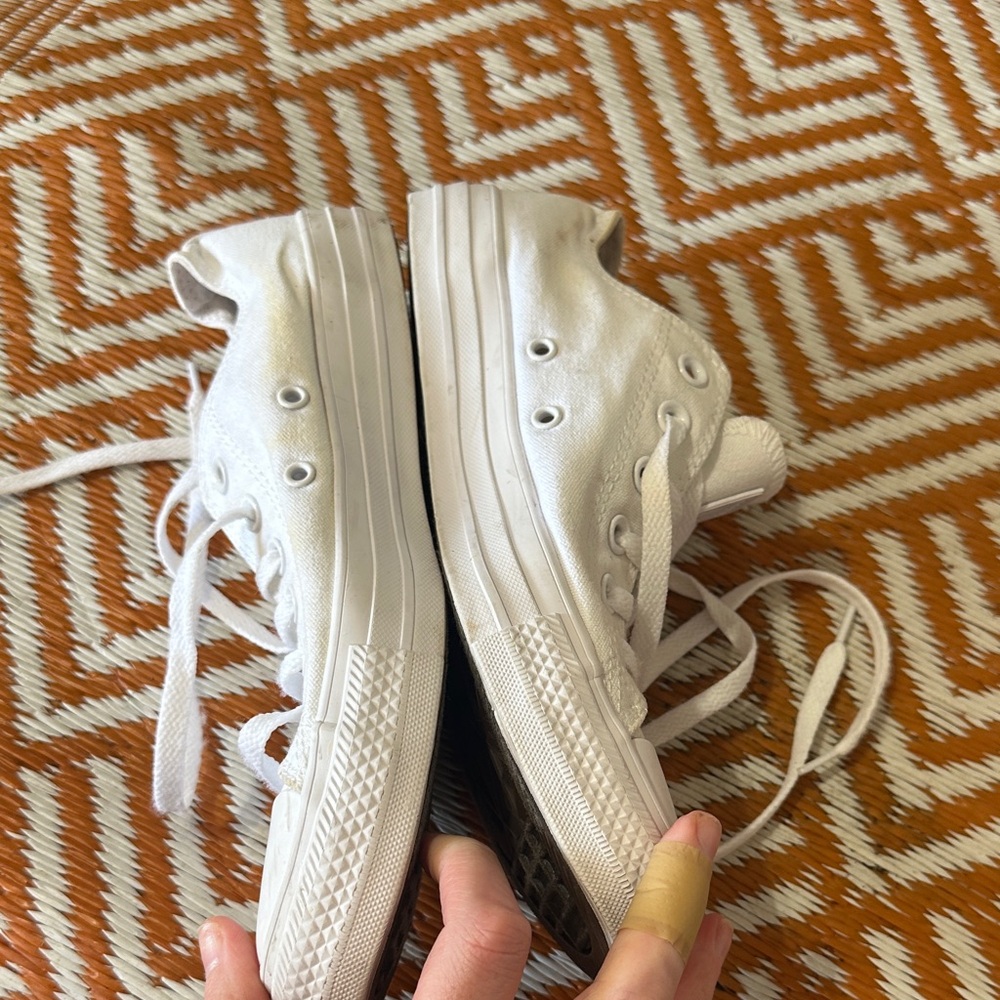 Converse White Low Top Sneakers whiteout - Picture 5 of 11